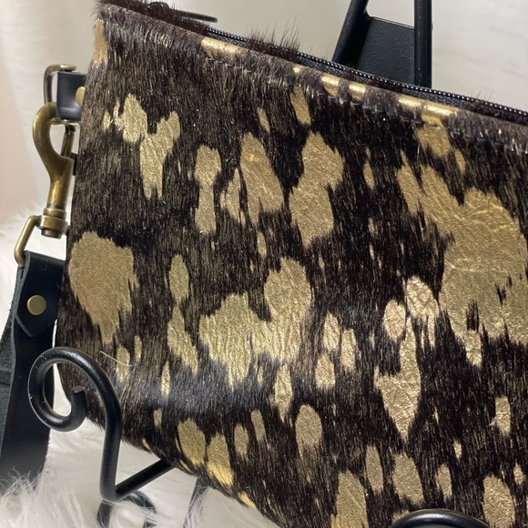 Chocolate brown with gold metallic flecks our one-of-a-kind acid wash wristlet. - Picture 6 of 6